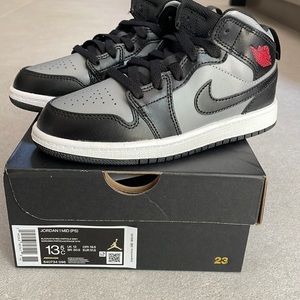 Boys Air Jordan 1
